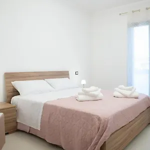 https://dimora-san-giorgio.taorminaitalyhotels.com
